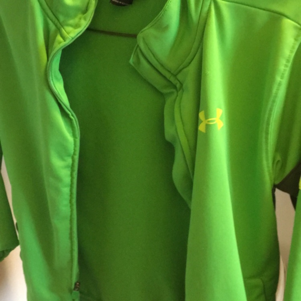 Boys under armor zip up